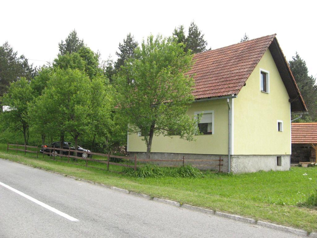 Holiday Home Lana Saborsko Bilik gambar