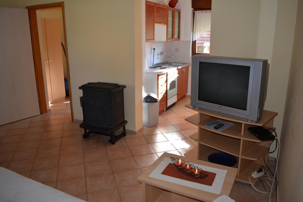 Holiday Home Lana Saborsko Luaran gambar
